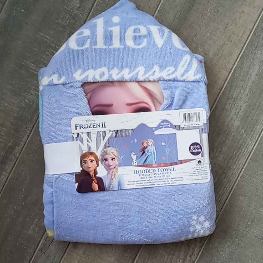 Frozen Hooded Towel New with tags